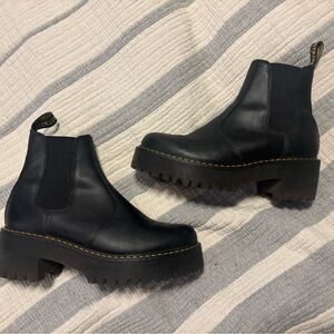 Dr Martens Platform Leather Chelsea Boot Size 8.5/9